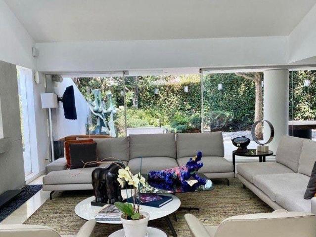 CASA EN RENTA $210,000 MTTO. INCLUIDO. LOMAS DE VISTA HERMOSA. VENTA $4,000,000 US