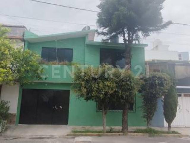 Casa en renta 2 niveles Col. Jardines de Casa Nueva Ecatepec de Morelos