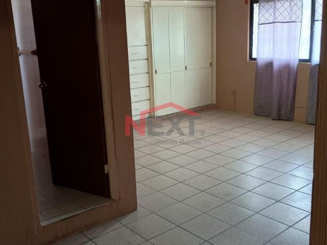 CASA EN RENTA 2 PLANTAS COL OCEANIA AL NORORIENTE DE SALTILLO