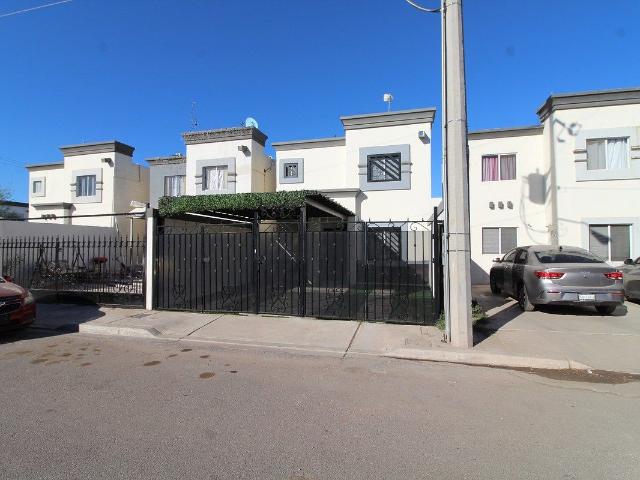 CASA EN RENTA