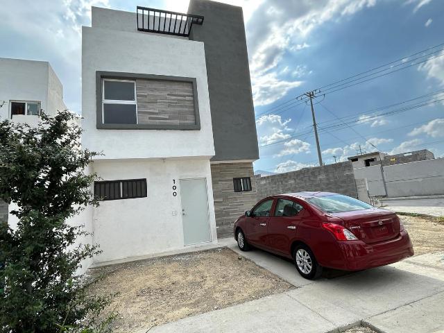 Casa en Renta 3 Niveles en Haciendas de Garc?a, Nuevo Le?n