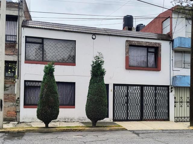 CASA EN RENTA, 3 REC?MARAS, VALLE DON CAMILO, TOLUCA