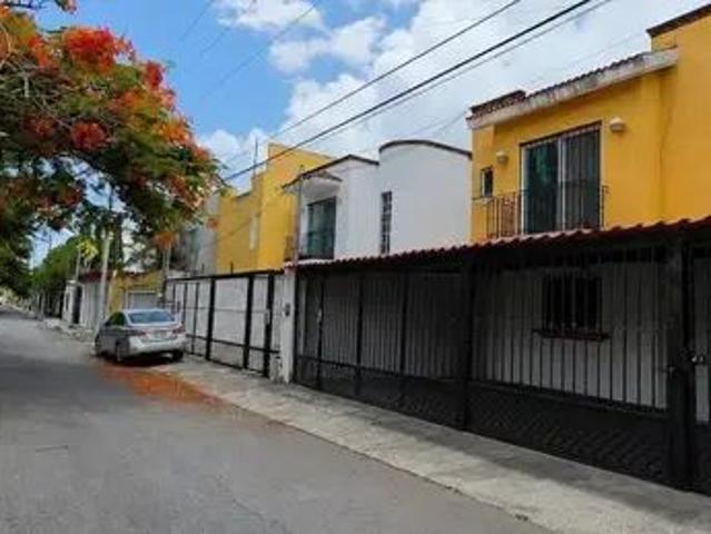 Casa En Renta | 3 Rec | Cochera 3 Autos | Patio | Sm 50 Canc