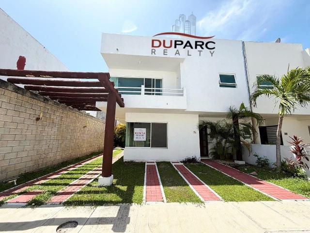 Casa en Renta, 3 Rec. + Sala de TV. Residencial Las Palmas