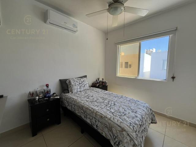Casa en renta 3 Recamaras amueblada alberca privada en Olivos 3 en Playa del Carmen P4605