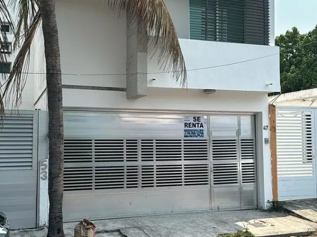 Casa en Renta: 3 Recámaras en Boca del Río, Cerca de Plaza Américas
