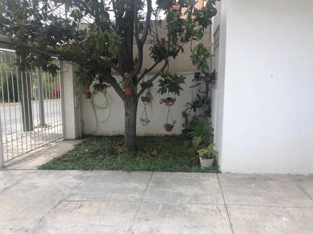 Casa en renta, 3 recamaras, 1 auto, Residencial Hacienda, Monterrey NL