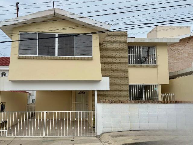 CASA EN RENTA