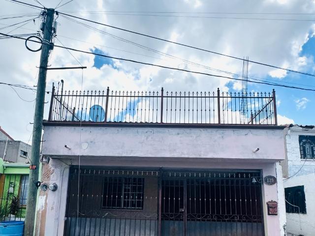 CASA EN RENTA