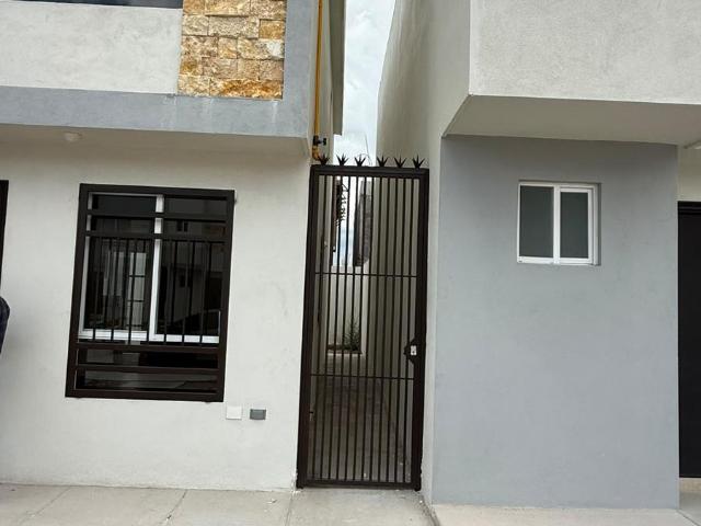 Casa en RENTA