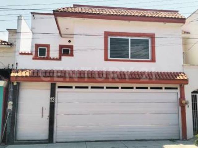 CASA EN RENTA
