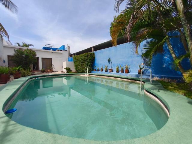 CASA EN RENTA 4 RECAMARAS CON TERRENO DE 1252M2 EN VENTA MERIDA, CENTRO SANTIAGO ARC 1106