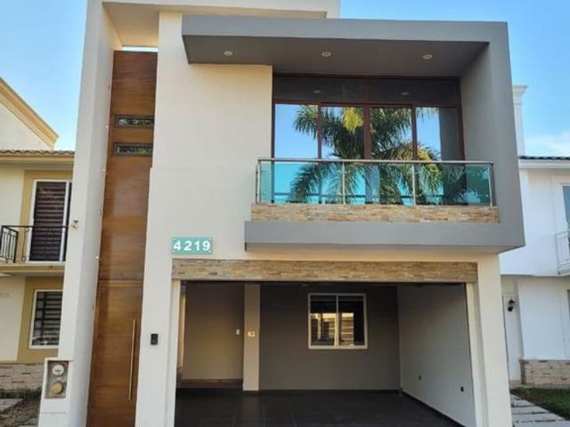 Casa en renta 5 De Febrero, Culiacán Rosales, Culiacán