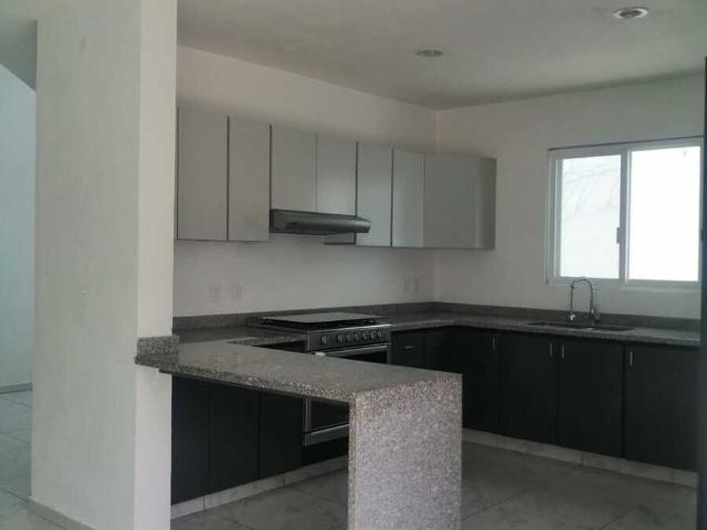 CASA EN RENTA