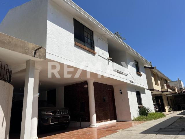 CASA EN RENTA!