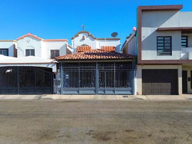 CASA EN RENTA