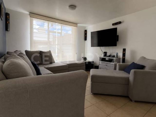 CASA EN RENTA