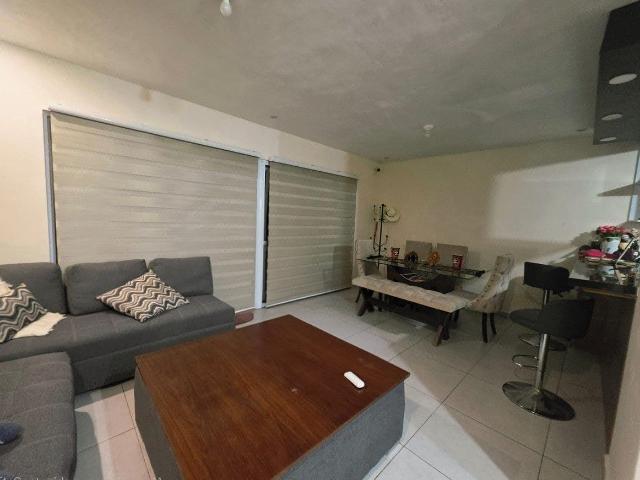 CASA EN RENTA