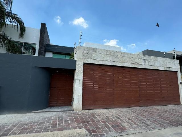 CASA EN RENTA
