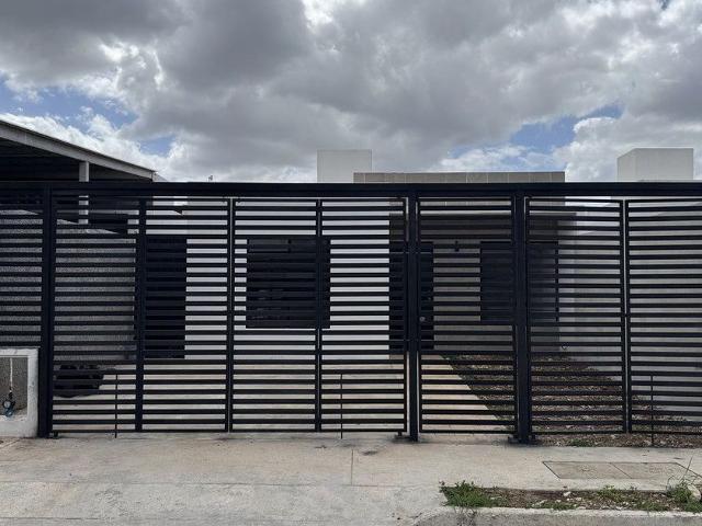 Casa en renta 97306, Mérida, Yucatán, Mex