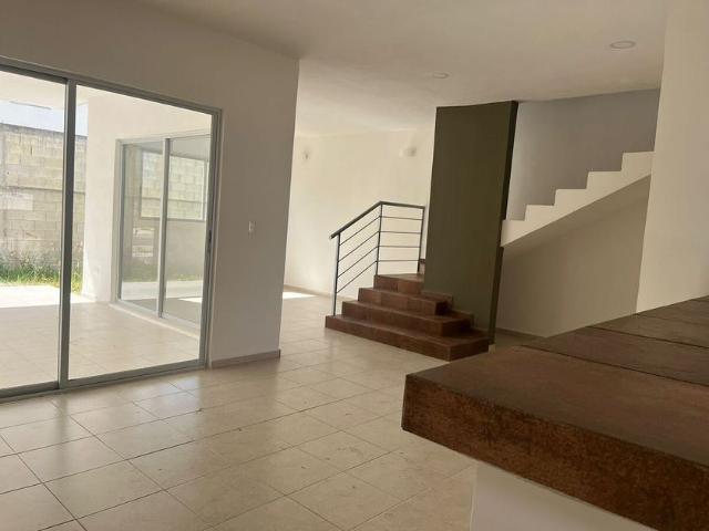 Casa en renta 97302, Mérida, Yucatán, Mex