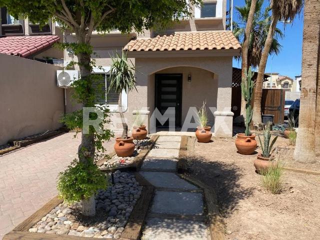 CASA EN RENTA