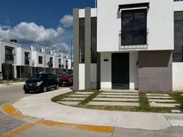 Casa en Residencial Airén, San Jose El Alto, León, Guanajuato, México