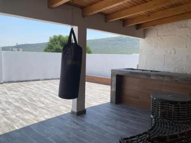 Casa en Residencial Claustros de las Misiones