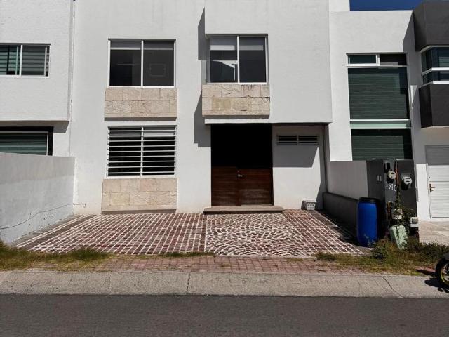 Casa en Residencial el Refugio