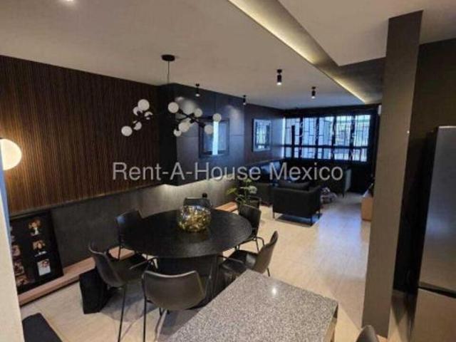 Casa en Residencial la joya con habitacion planta baja,Querétaro