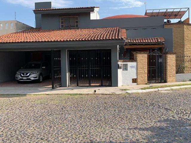 Casa en Residencial Lomas Verdes