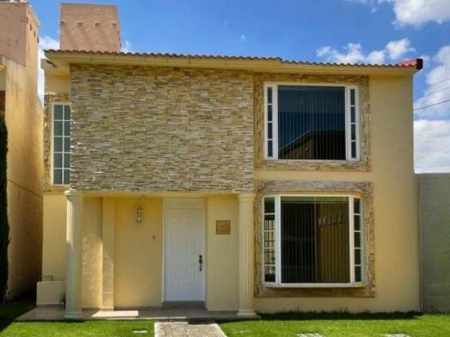 CASA EN RESIDENCIAL VERANDA METEPEC