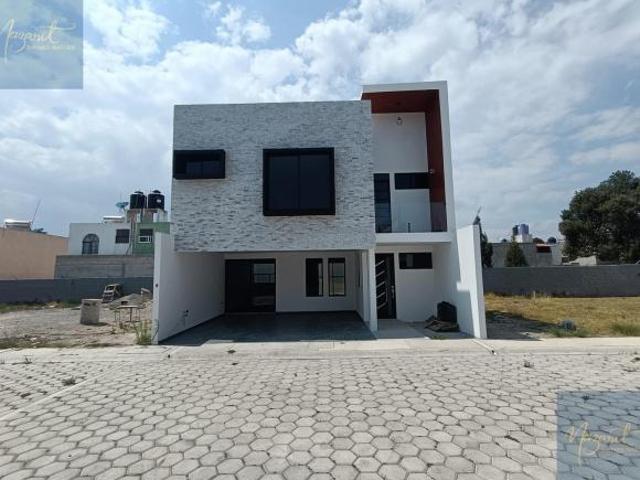 Casa en Residencial | 3 Recamaras amplias | A 8 Min de Apizaco