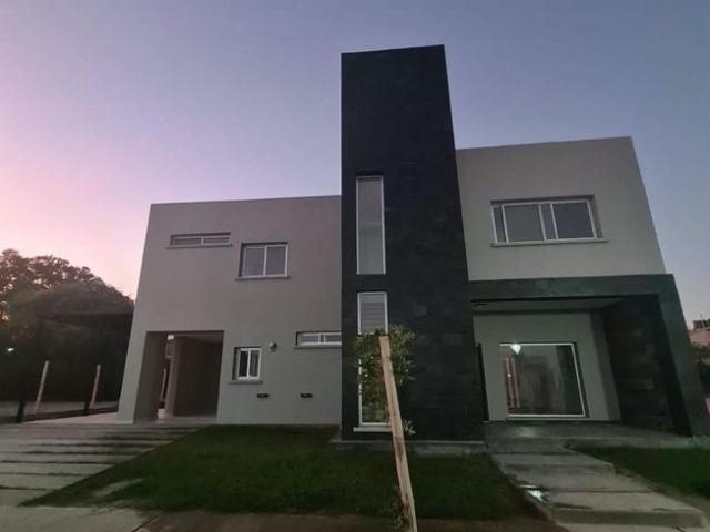 Casa en Rivadavia