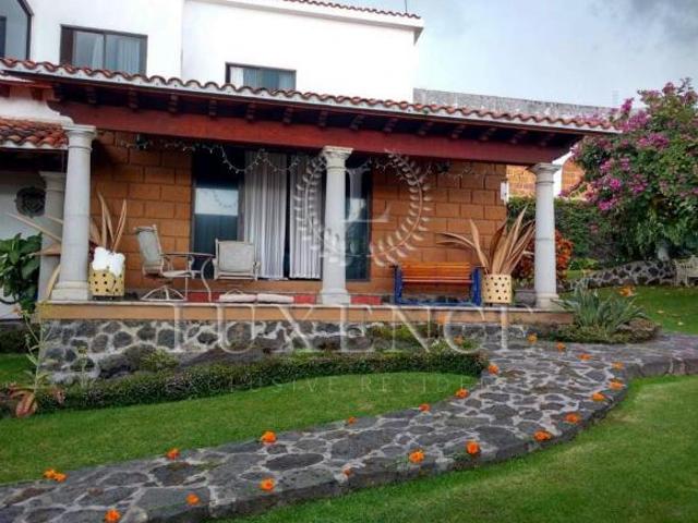 Casa en Rodolfo López de Nava en Venta