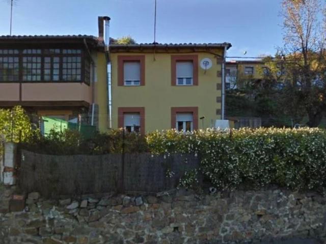 CASA EN SABERO