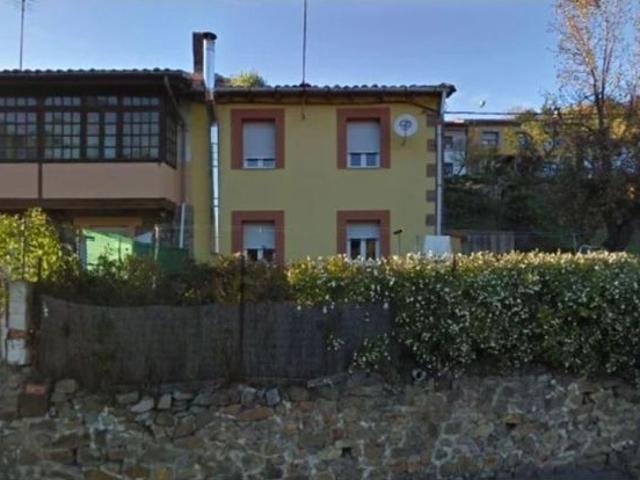 CASA EN SABERO