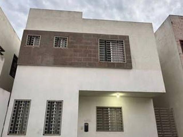 Casa en Sabinitas, Guadalupe, Nuevo León