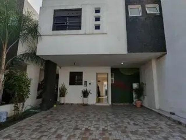Casa en Sabinitas, Guadalupe, Nuevo León