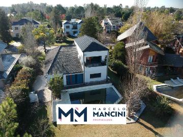 Casa en Saint Thomas Sur VENTA ALQUILER AMUEBLADO