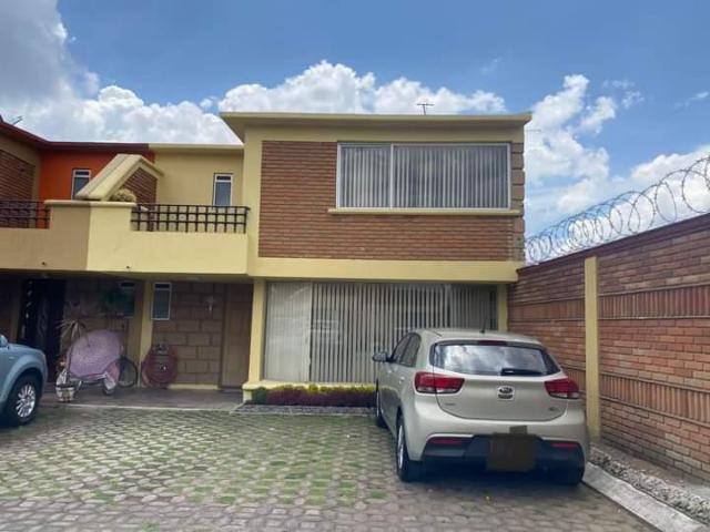 Casa en San Felipe Tlalmimilolpan