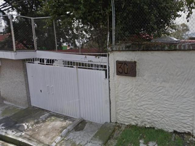 ¡Casa en San José del Olivar, de 4 recamaras, REMATE BANCARIO!