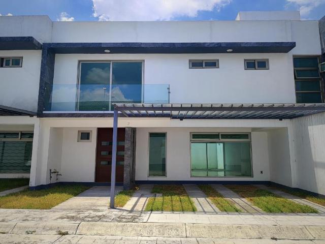 Casa en San Lorenzo TepaltitlAn Centro