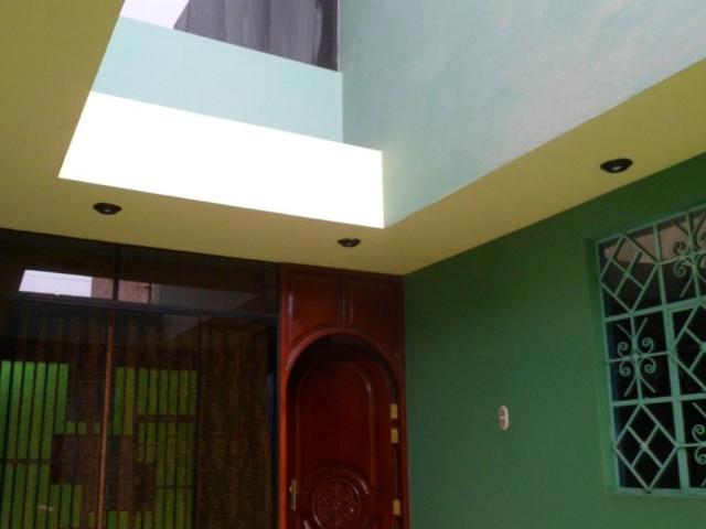 Casa en San Martín de Porres, 2 pisos + cochera