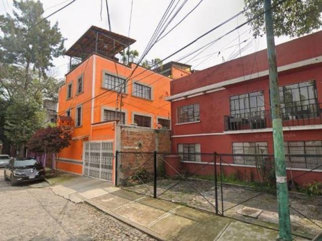 Casa en San Miguel 26, San Lucas, Coyoacán. Rb