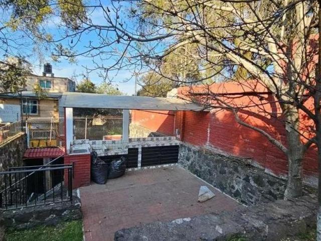 Casa en San Miguel Ajusco con 3 Recámaras y Amplio Jardín