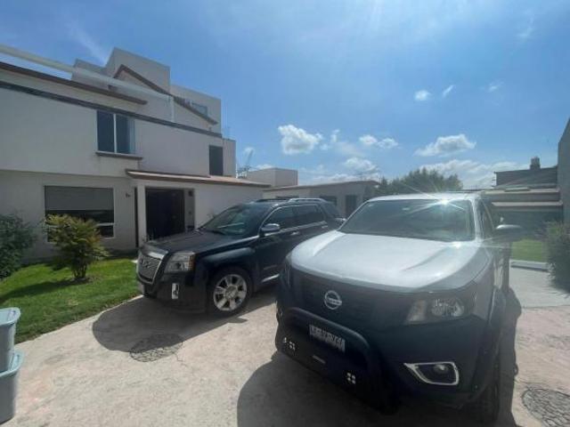 Casa en San Miguel Zinacantepec