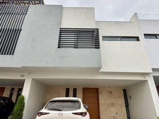 Casa en San Pedro Tlaquepaque, Región Centro, Jalisco, 45647, México