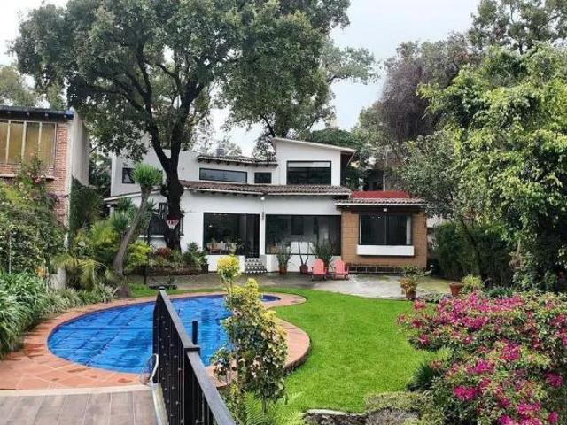CASA EN SANTA MARIA AHUACATITLAN