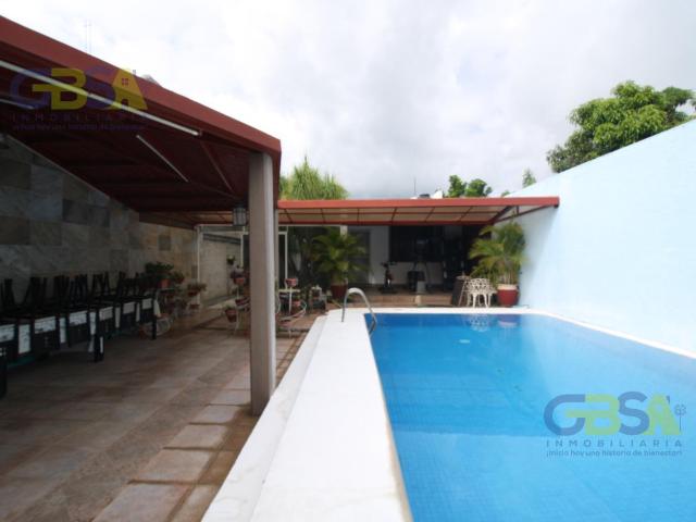Casa en Santa Maria del Tule de un nivel, con alberca
